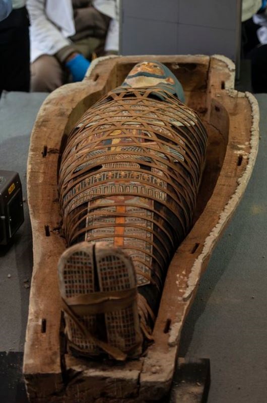 Uno dei sarcofagi ritrovati