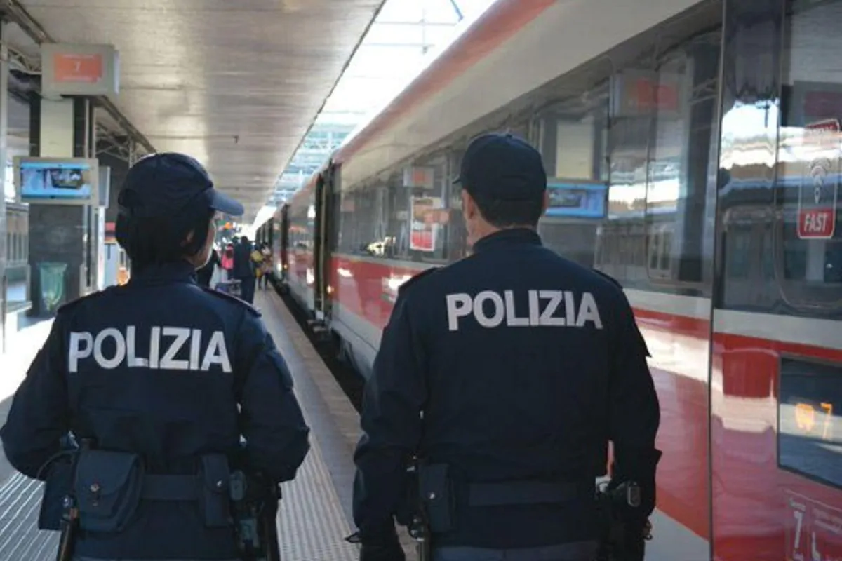 senza mascherina treno roma arrestato