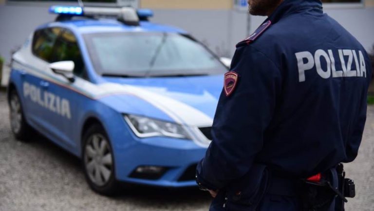 Tenta di violentare anziana