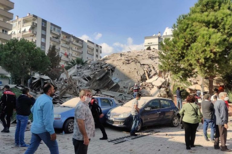 Terremoto Turchia bambina viva