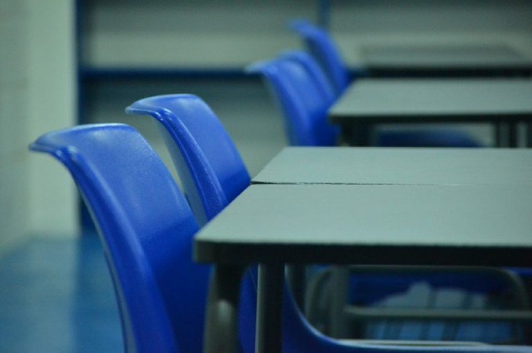tetto crollato scuola palermo