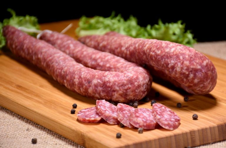ritirato un lotto di salsiccia causa salmonella