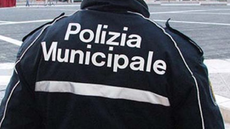 Vigile urbano morto Napoli