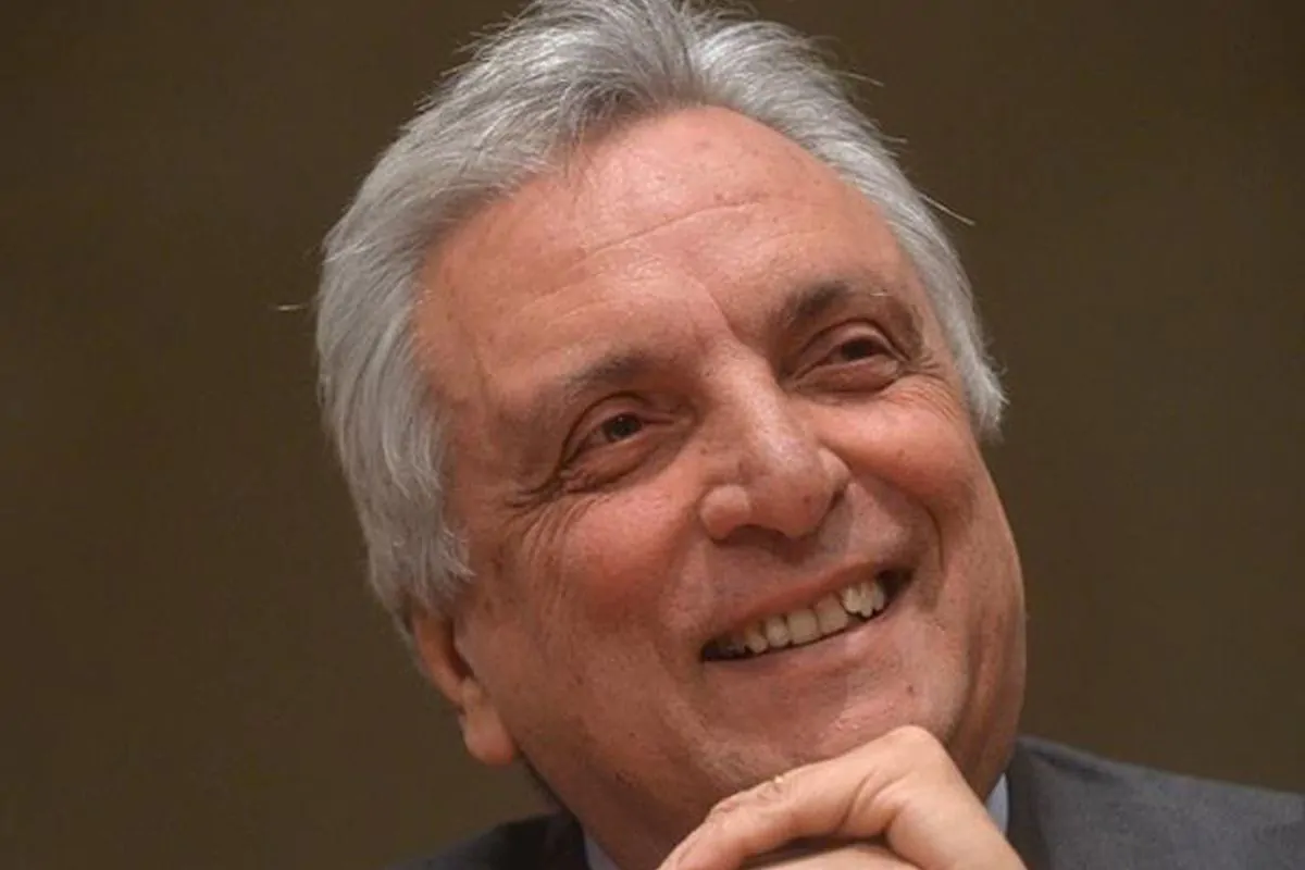 Arturo Diaconale