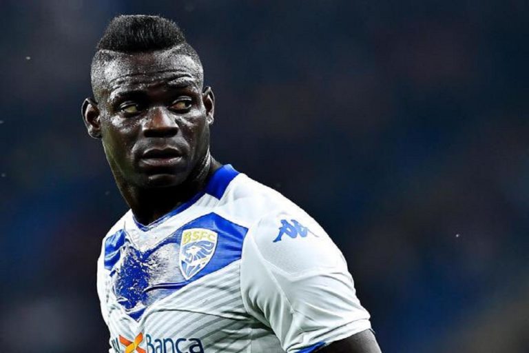 auto balotelli vandalizzata