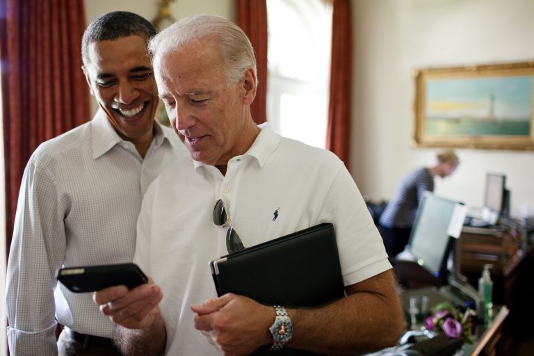 Biden sceglie Buttigieg ai Trasporti: primo gay dichiarato nel governo