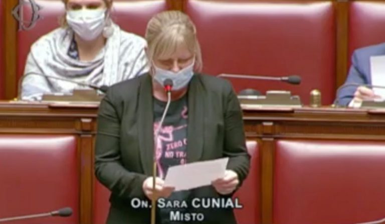 deputata no vax vaccino pericoloso