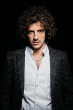 Eman cantante