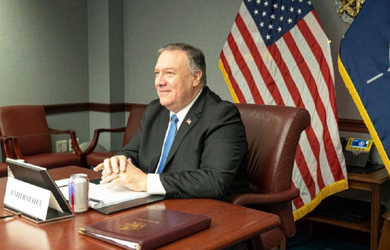 Usa, 900 invitati al party di Mike Pompeo