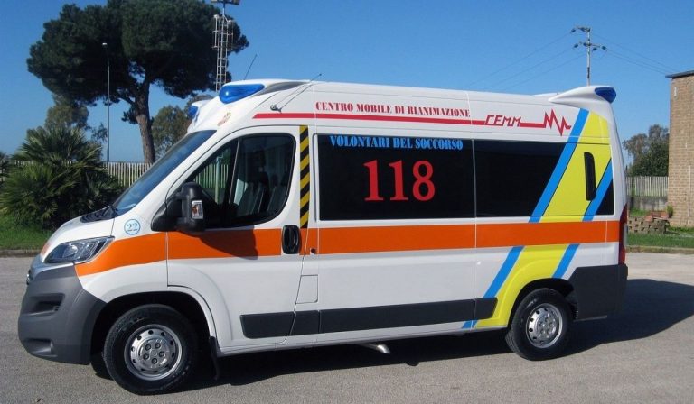 motociclista muore durante incidente stradale