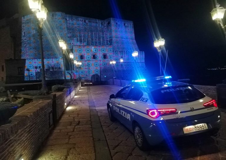 multe a natale contro chi non rispetta la normativa anti-covid