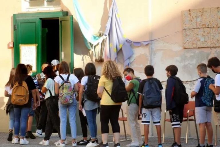 Proposta Unicef vaccino insegnanti