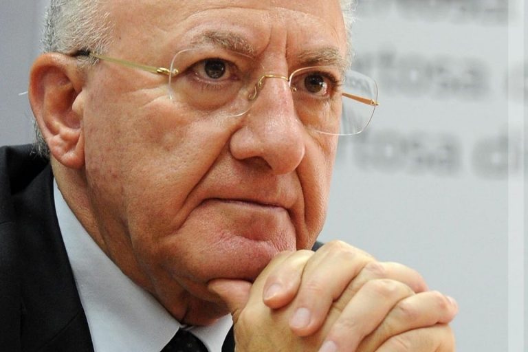 Riapertura scuole De Luca Campania