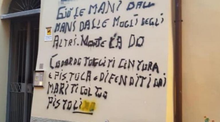 Scritta contro maresciallo
