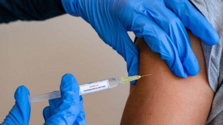 vaccinati mascherina