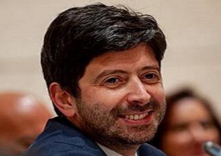 speranza: "stop ai voli dal brasile"