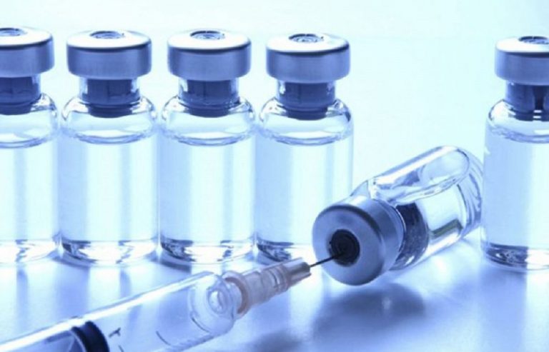 Il Covid non si batterà solo con il vaccino