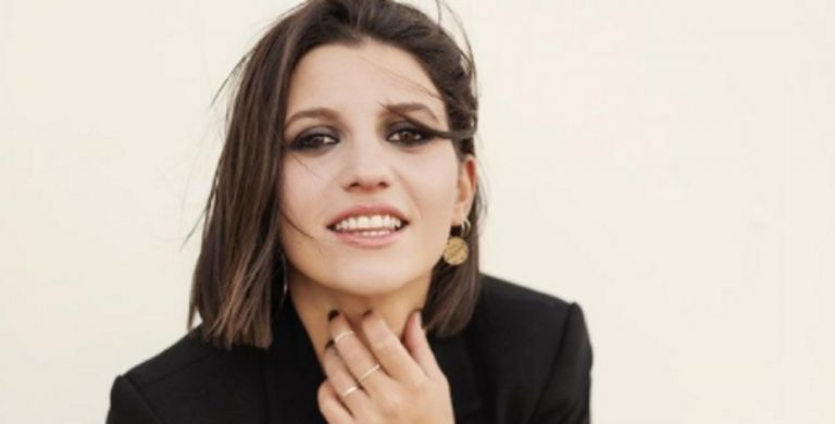 Deborah Iurato Amici canzoni