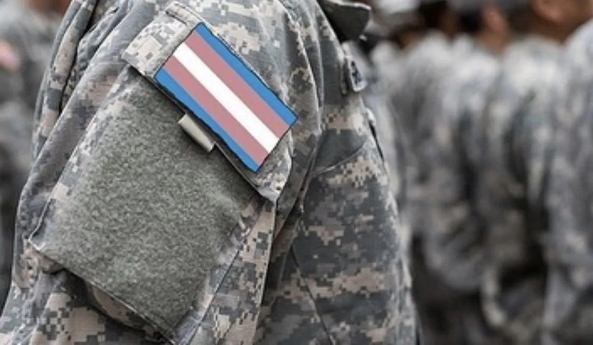 Rimosso il divieto di Trump di far entrare i transgender nell'esercito Usa