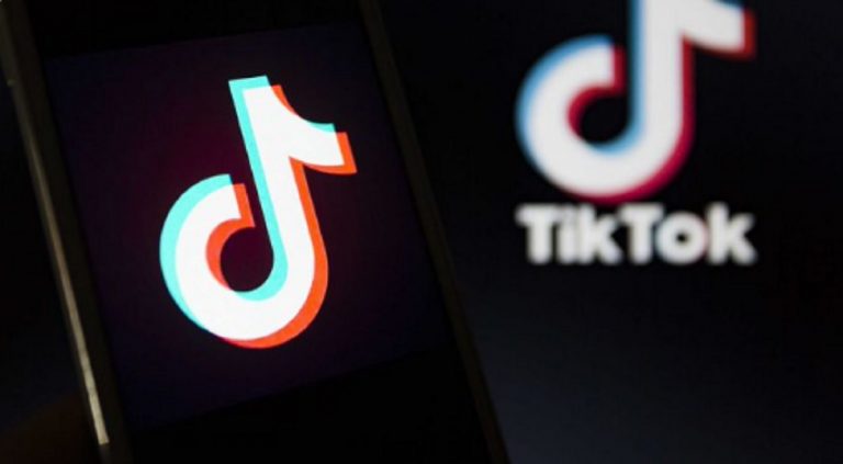 influencer Siracusa istigazione al suicidio
