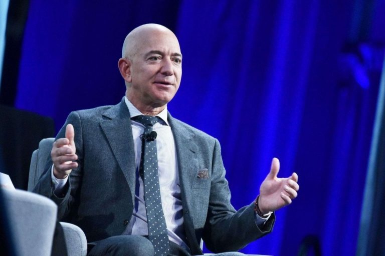 jeff bezos filantropo più generoso