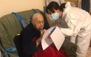La storia di Gary arriva da Piano di Sorrento, vaccinato a 102 anni