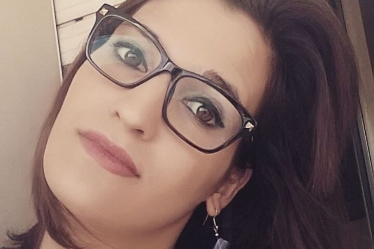 lecce cade scala muore