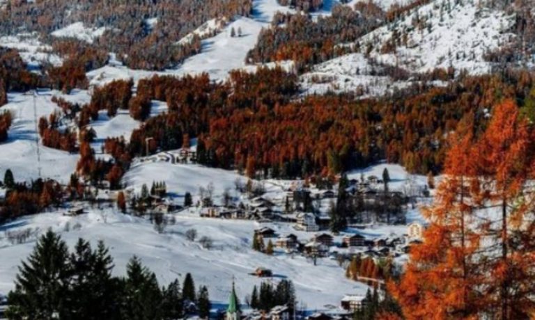 Lite per la mascherina a Cortina d'Ampezzo