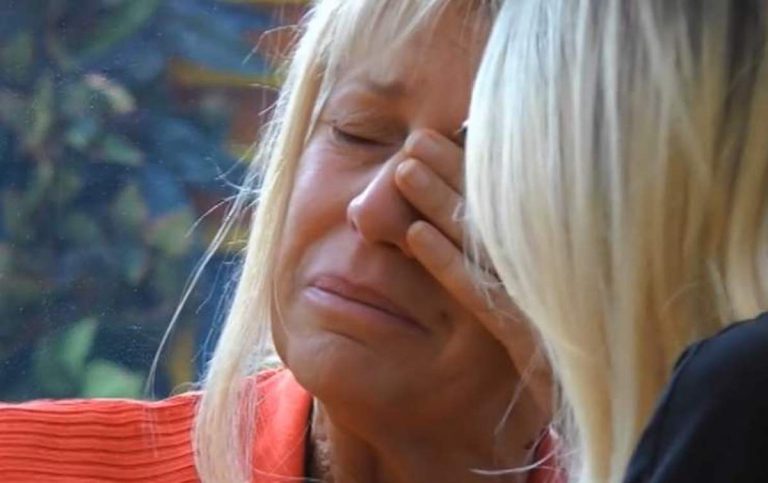 Maria Teresa Ruta lacrime