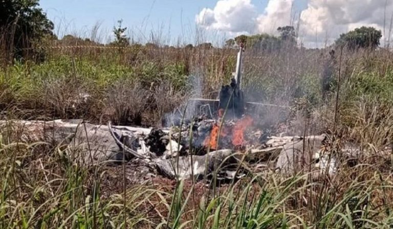 Precipita l'aereo del Palmas, morti 4 giocatori, il presidente e il pilota