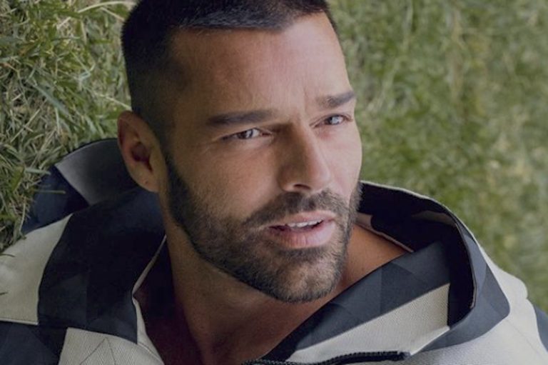 Ricky Martin look