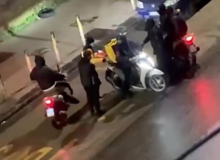 Rider rapinato a Napoli