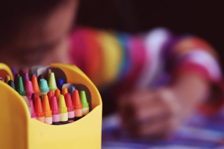 Rivoli maltrattamenti nella scuola materna