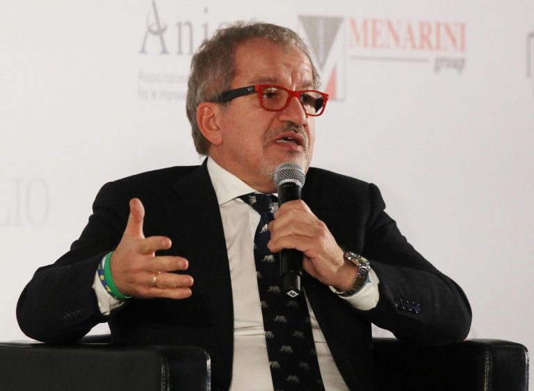 roberto maroni