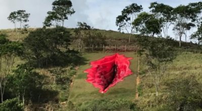 scultura a forma di vulva Brasile
