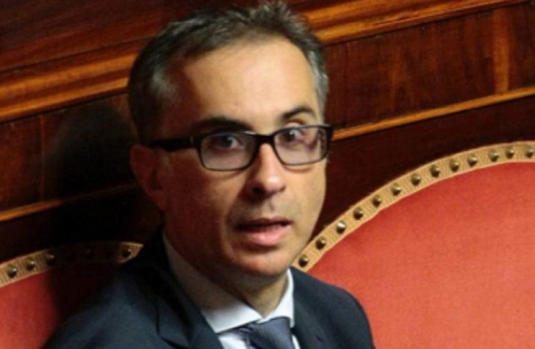 Senatore Alfonso Ciampolillo chi è