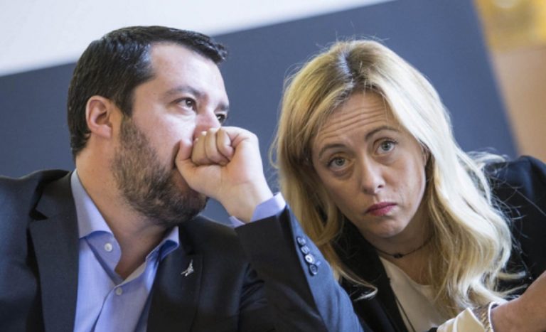 Sondaggi politici governo