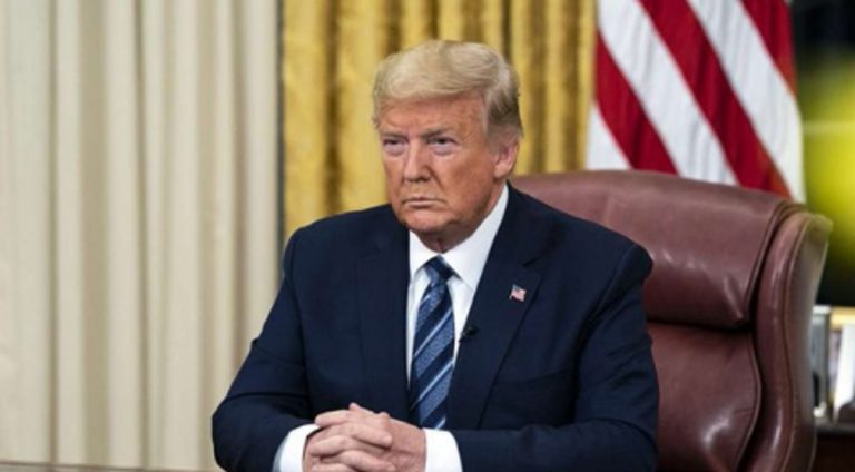 Trump concede grazia