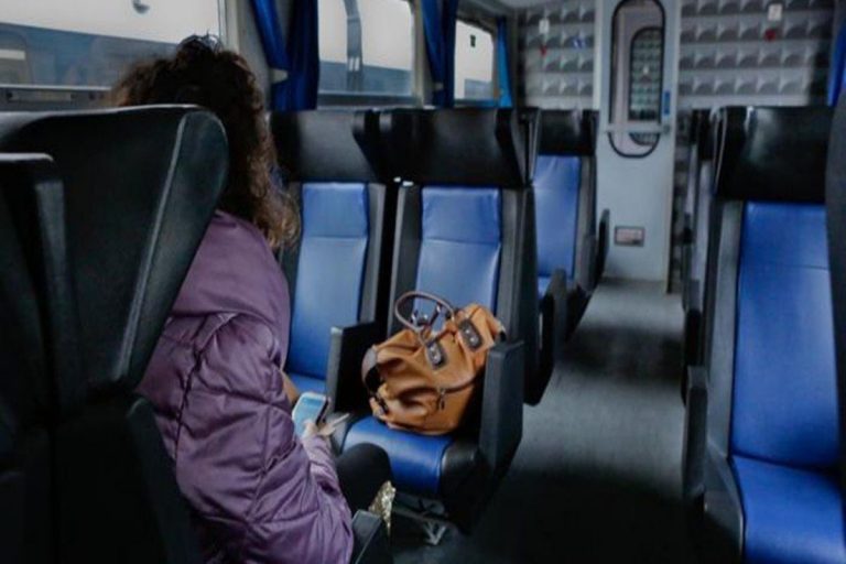 16enne molestata sul treno carabiniere