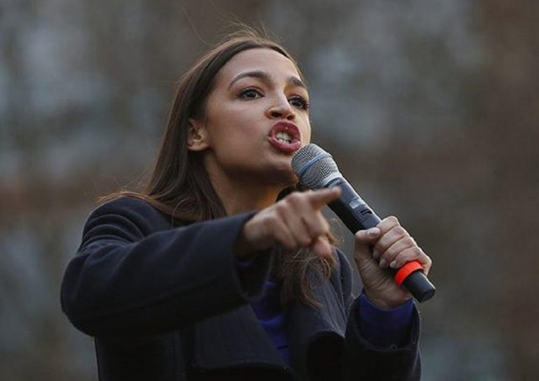 Come sono sopravvissuta ad una violenza sessuale, Alexandria Ocasio-Cortez