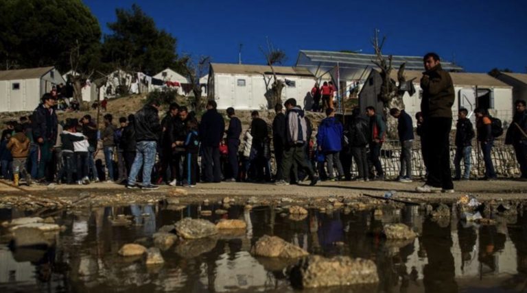 bimbo morto intossicato in un campo migranti di tebe