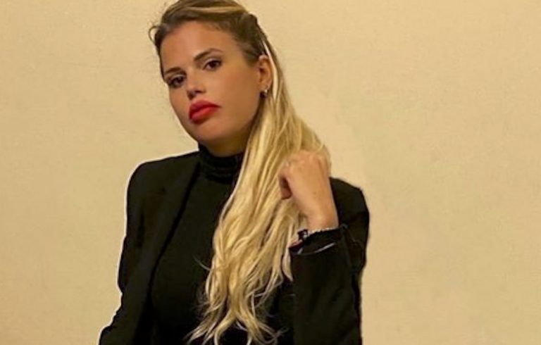 Carlotta DellIsola cambio look