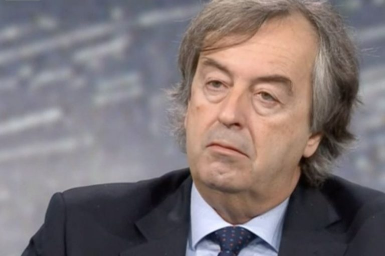 covid burioni chiusure vaccino