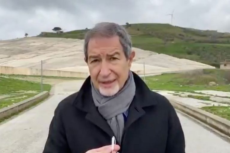 Covid Sicilia zona gialla Musumeci