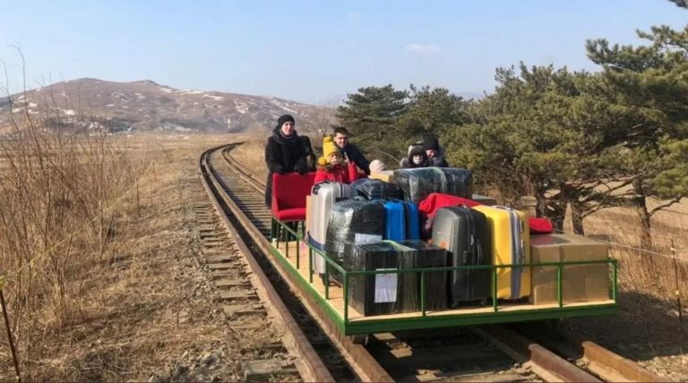 diplomatici russia nord corea