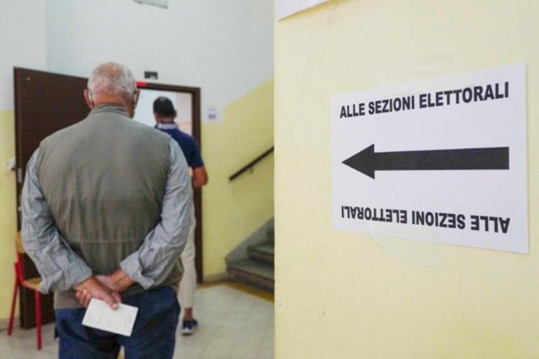 Elezioni amministrative rinvio ottobre