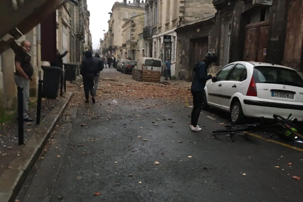 esplosione centro di Bordeaux