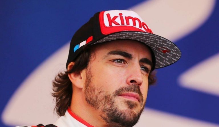 F1 Alonso investito