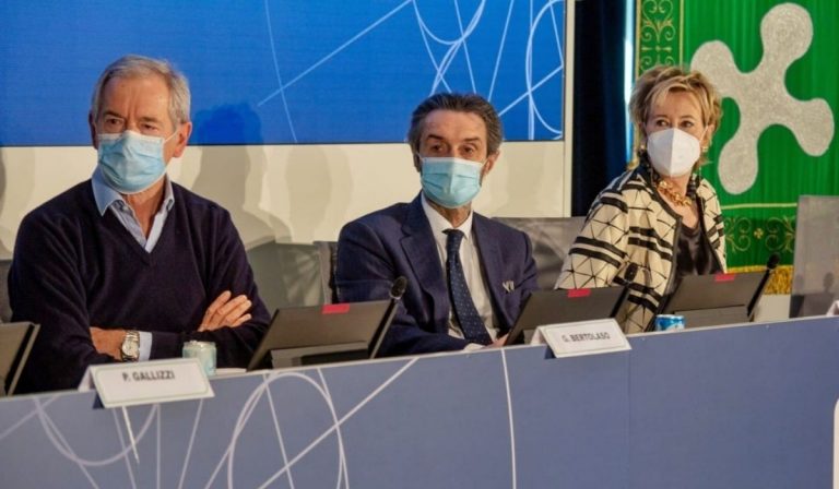 Fontana bloccato piano vaccinale