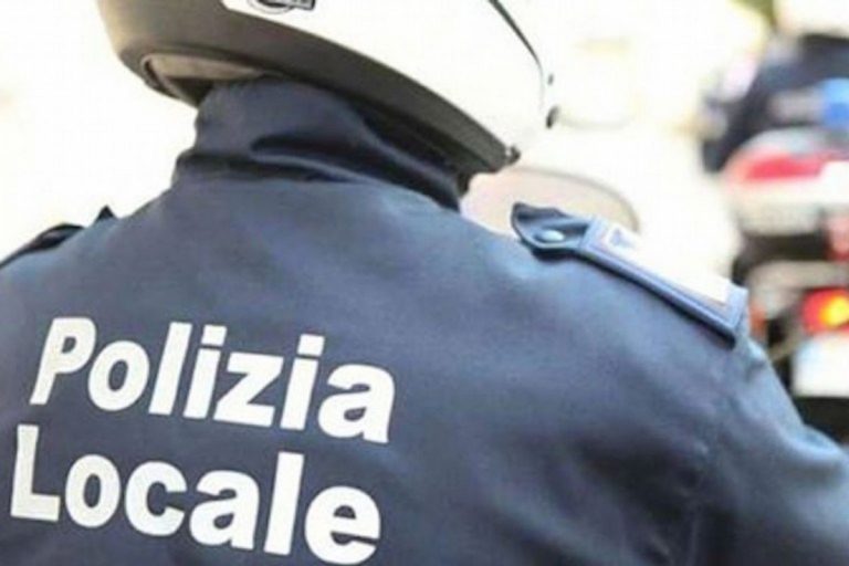 Imprenditore positivo covid va a lavoro
